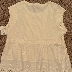 Lucky Brand flowy, cotton blouse with lace accent